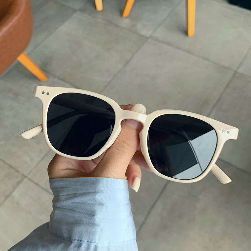 New Vintage Luxury Sunglasses  - Men'S Fashion Round Glasses 评论和价格